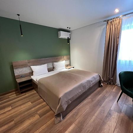 Отель Loft Wood Мукачево Экстерьер фото