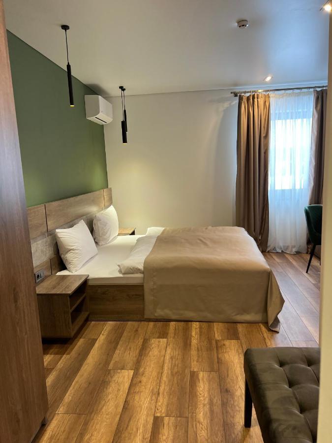 Отель Loft Wood Мукачево Экстерьер фото