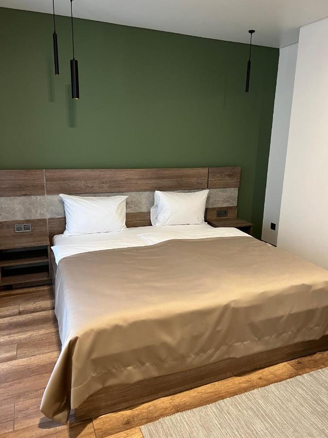 Отель Loft Wood Мукачево Экстерьер фото